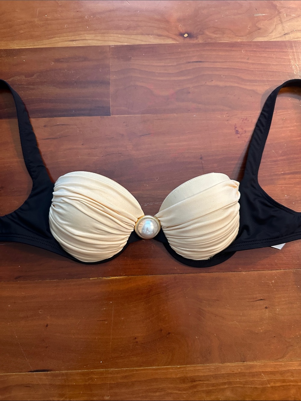 La Blanca Black & Cream Padded Bra with Pearl Center